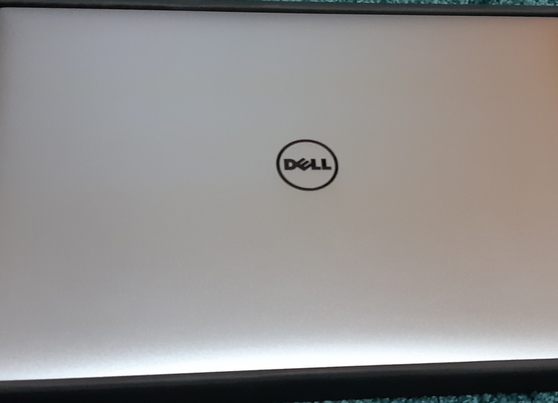 デルアンバサダープログラムでパソコン Xps15 をレンタル 動画編集もサクサク動く こどもとともに
